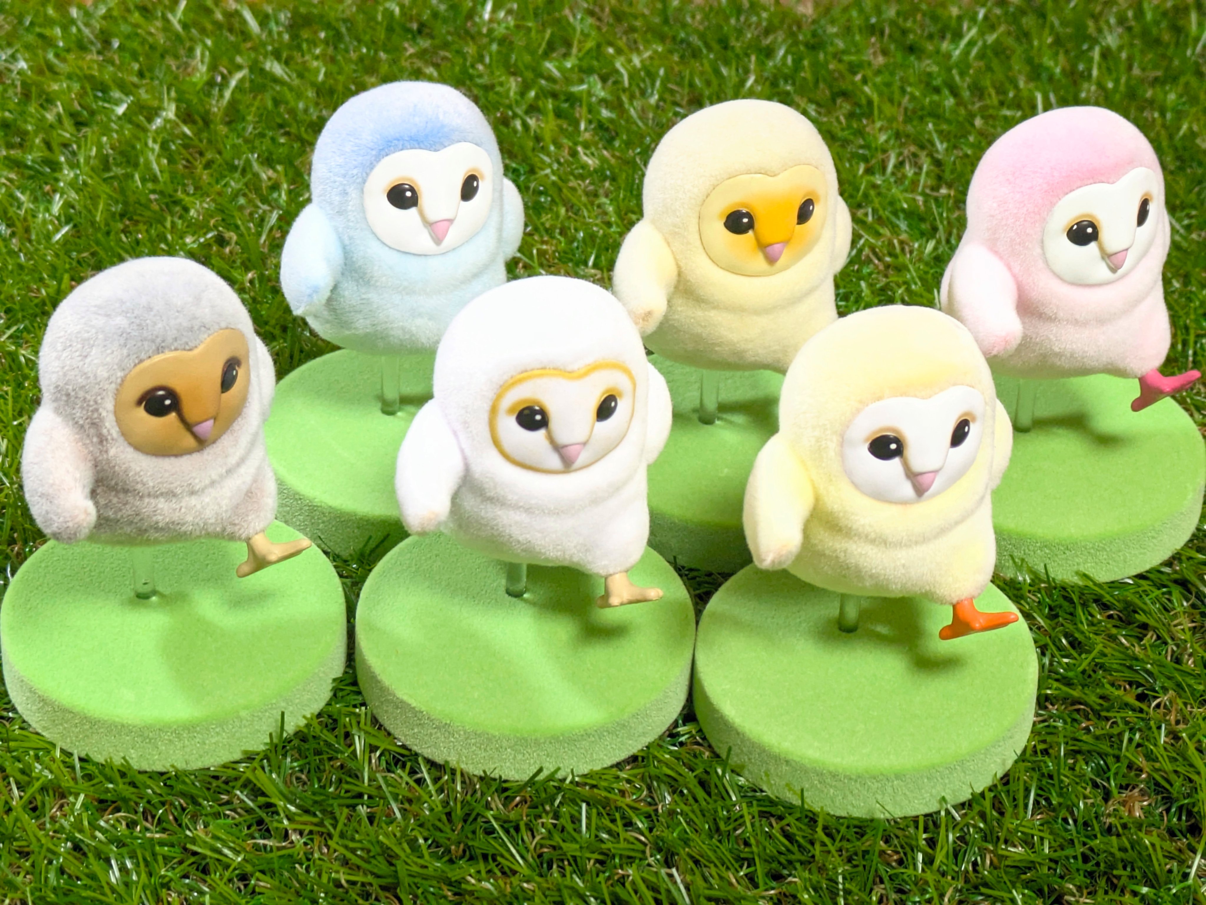 Qualia capsule toys cute Runni - مراجعة Desk Setup Kit وسعره