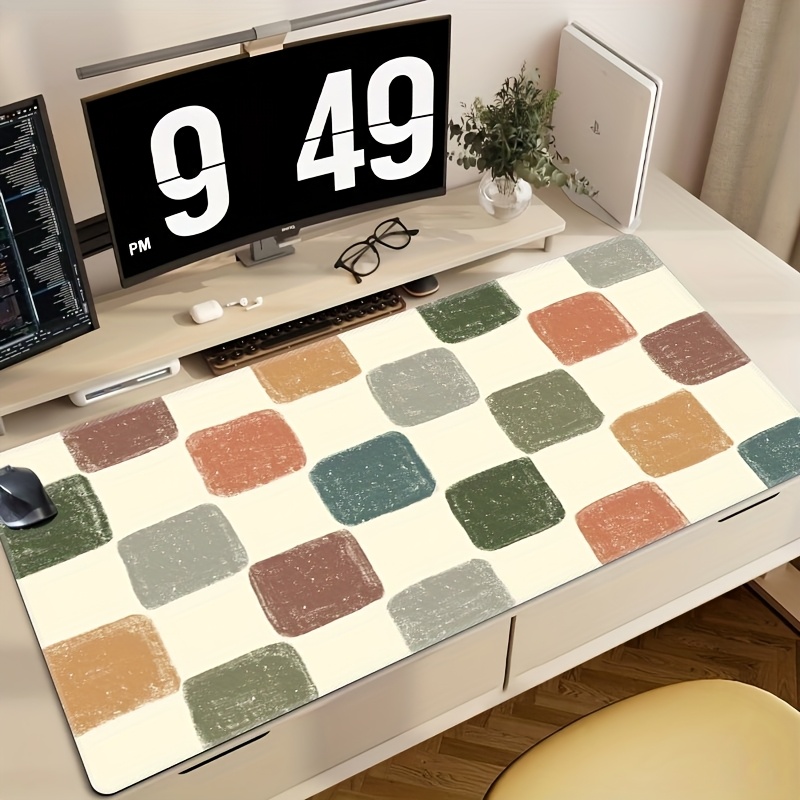 Vibrant Checkered Pattern Desk - مراجعة Desk Setup Workspace وسعره